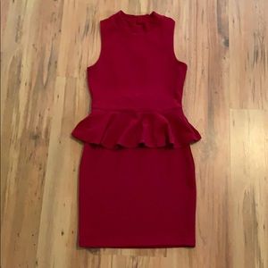 Peplum sleeveless dress- burgundy